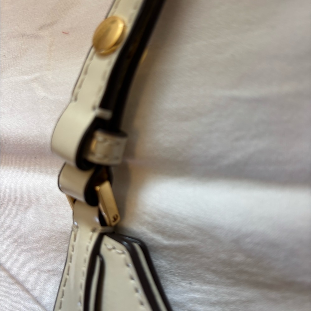 Tory Burch Cream Hobo Bag - Picture 3 of 11